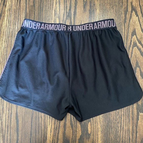 Under Armour Heatgear Shorts - Picture 2 of 12